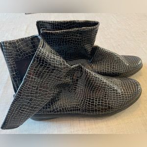 Arche Black Croc Pattern Impressed Leather Ankle Boots